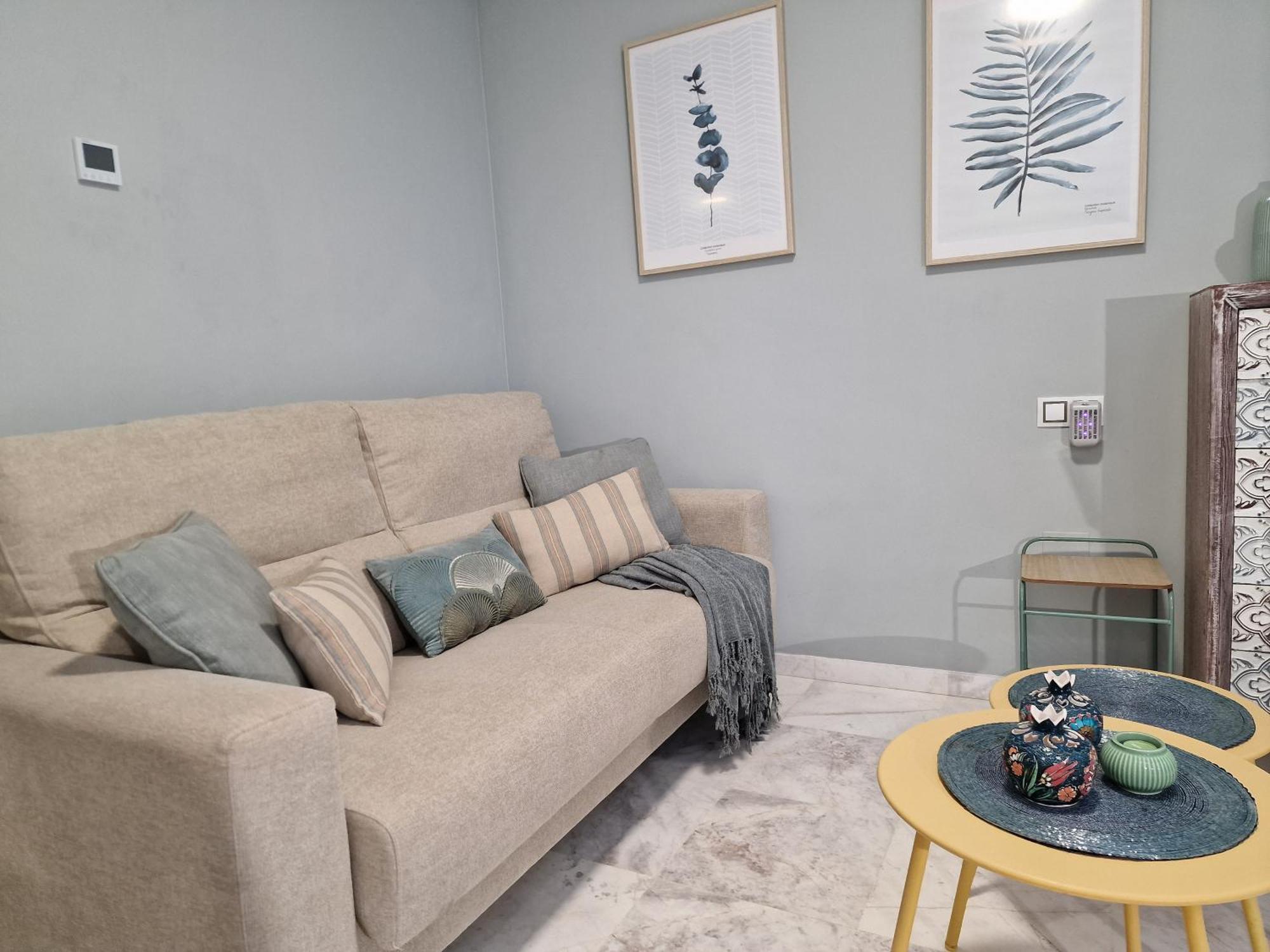 Апартаменты Sun & Palms - Cozy Flat In Quiet Neighbourhood With A Great Pool Area Малага Экстерьер фото